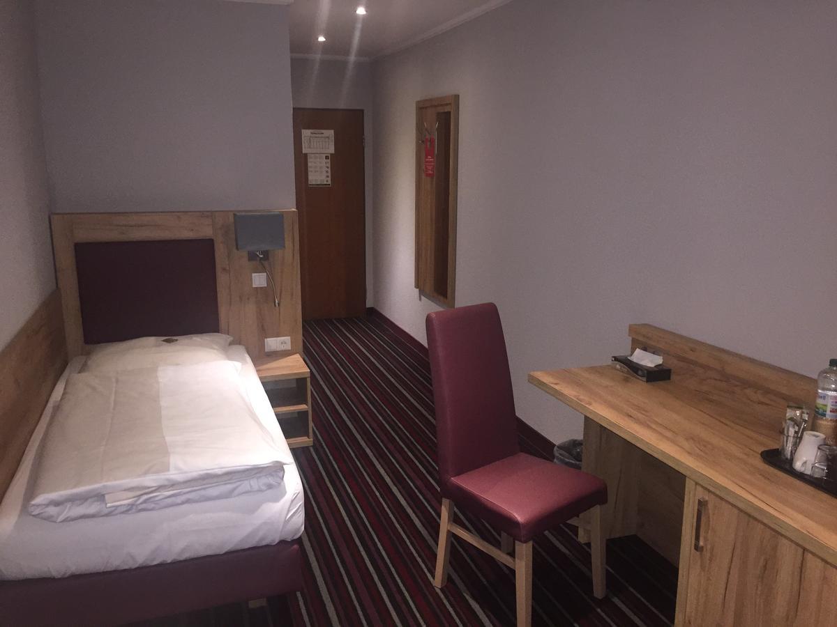 Hotel Suederelbe ハンブルク エクステリア 写真