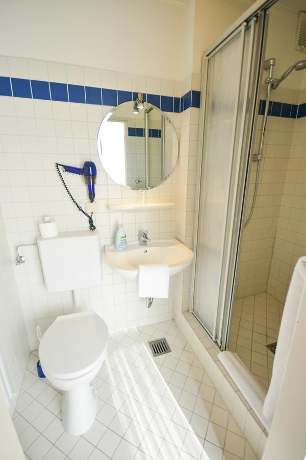Hotel Suederelbe ハンブルク エクステリア 写真